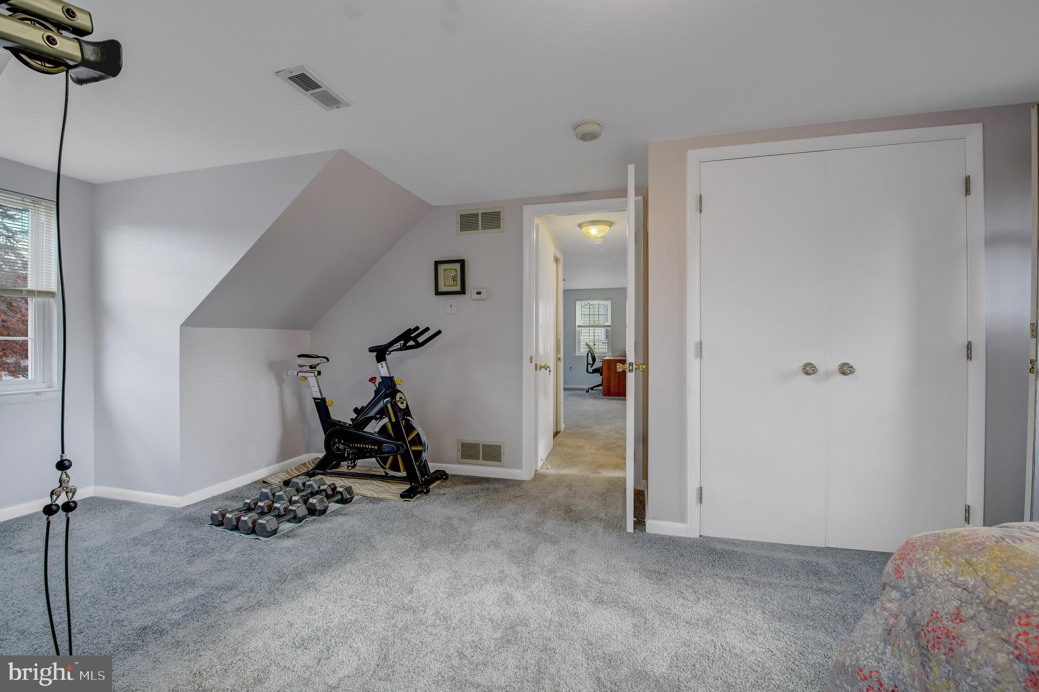 1823 Orchard Avenue Hamilton, NJ 08610 - Photo 27 of 37