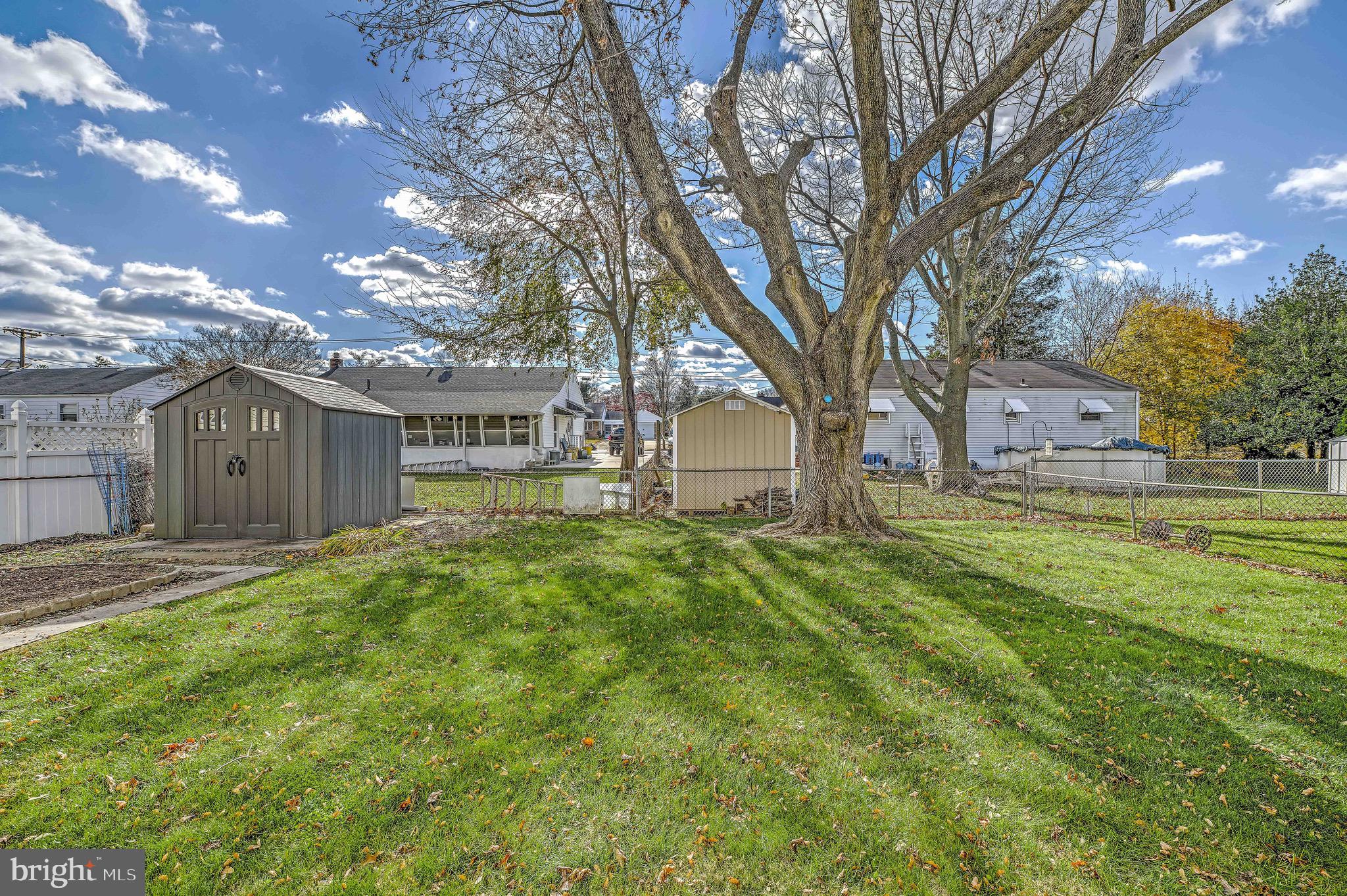 1823 Orchard Avenue Hamilton, NJ 08610 - Photo 37 of 37 Backyard Shed