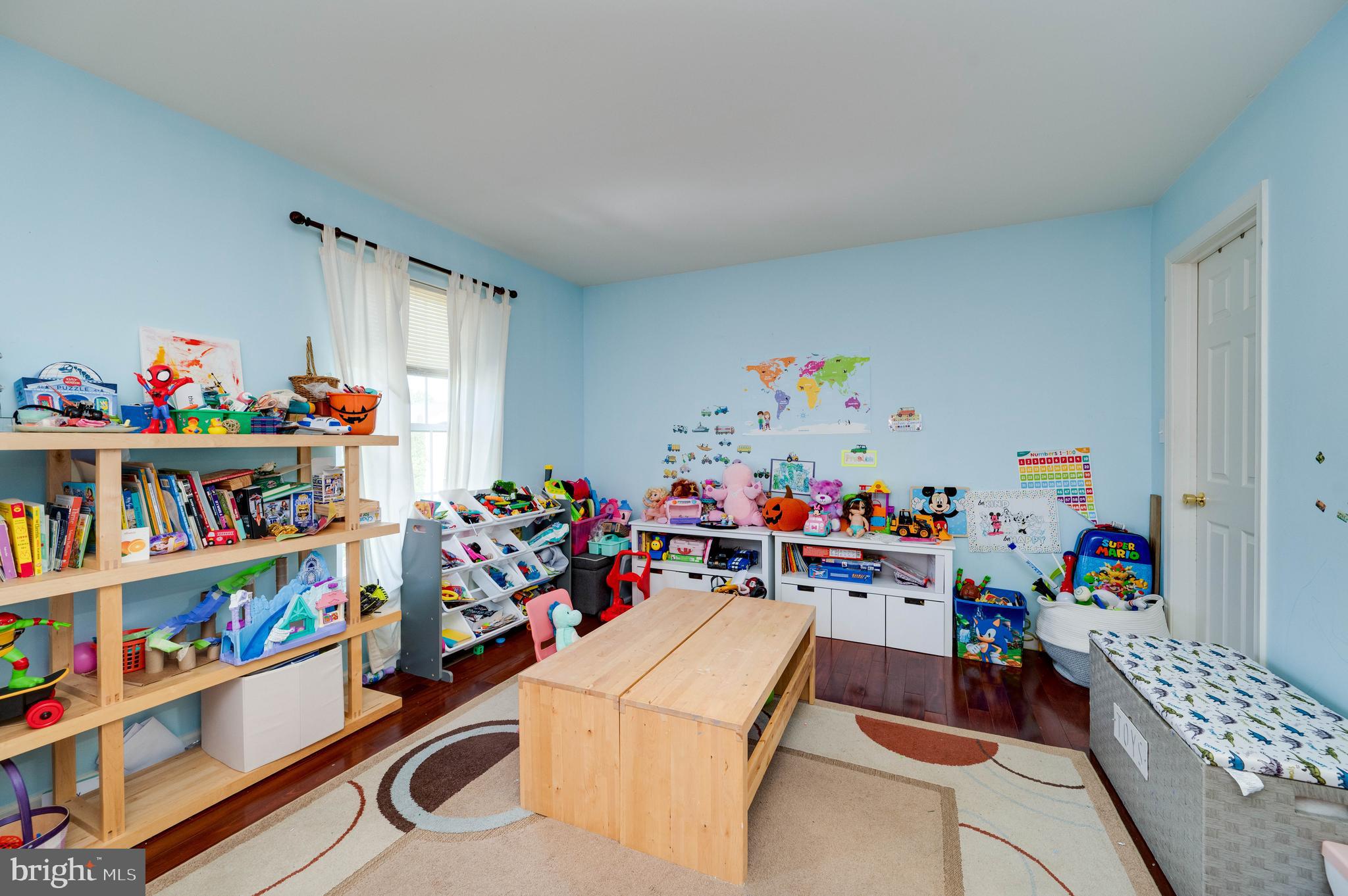 4660 Dunham Drive Reading, PA 19606 - Photo 20 of 48 a room with toys and a book shelf