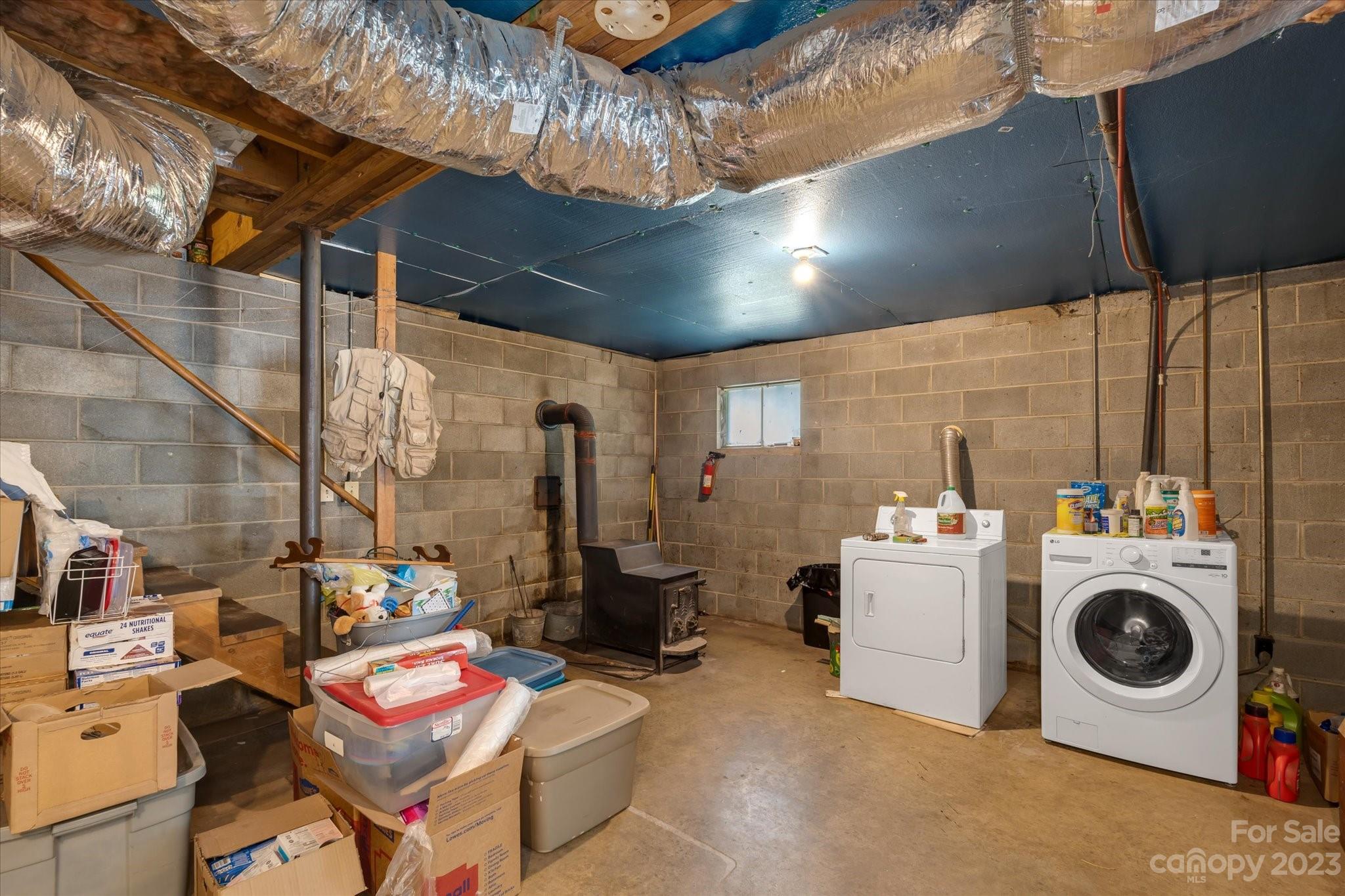 744 Crawford Road Waynesville, NC 28785 - Photo 18 of 19 Gallery Image 18