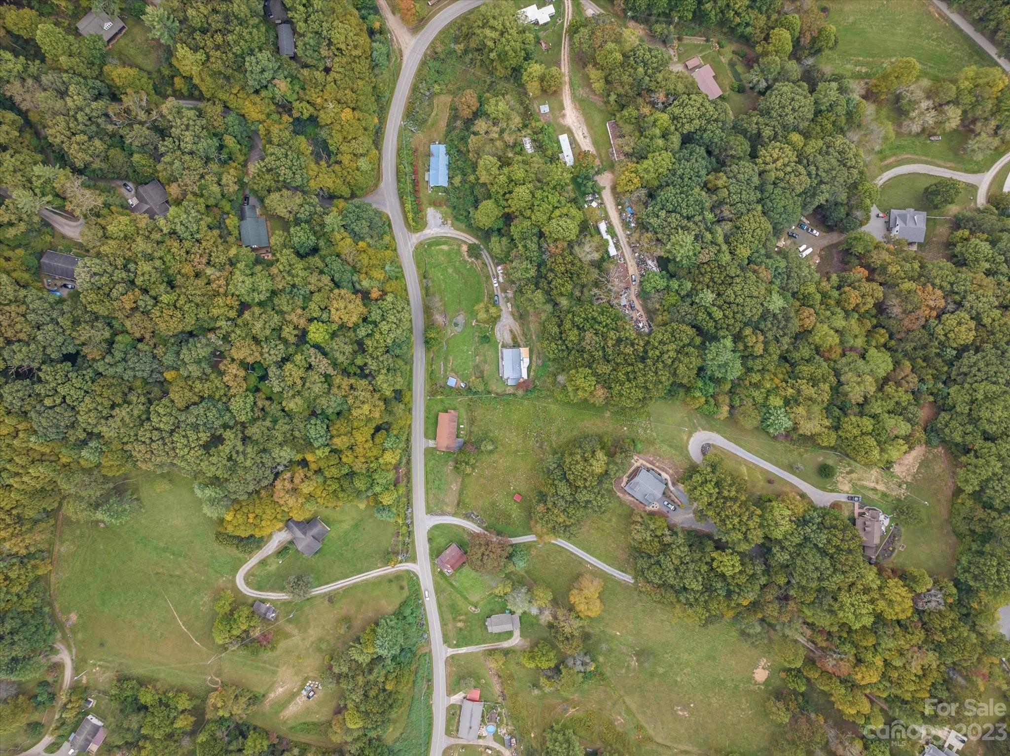 744 Crawford Road Waynesville, NC 28785 - Photo 5 of 19 Gallery Image 5