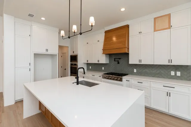 $530,000 | 3580 Lily Lane, Beaumont, TX 77713