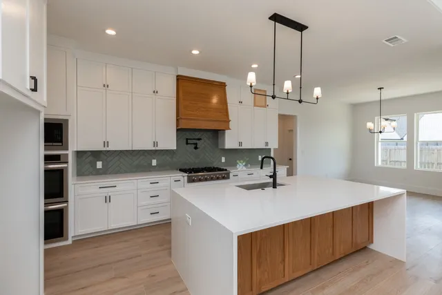 $530,000 | 3580 Lily Lane, Beaumont, TX 77713