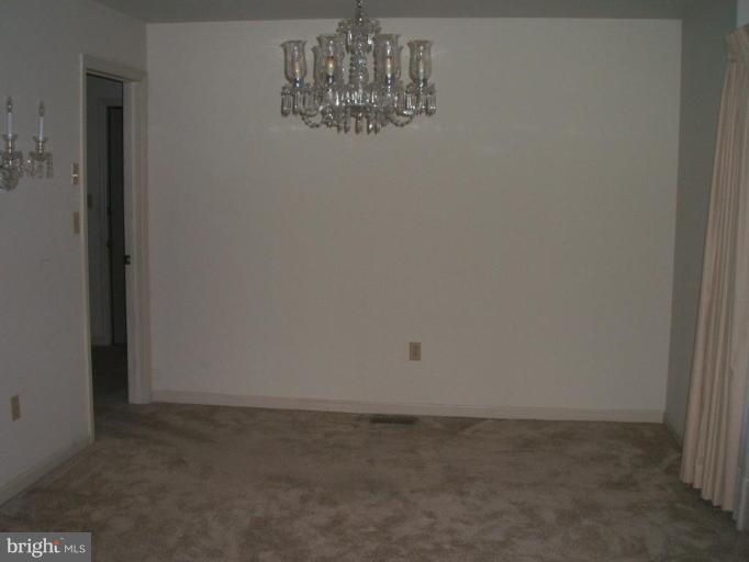 133 Hawick Road Inwood, WV 25428 - Photo 2 of 11 Dining Room