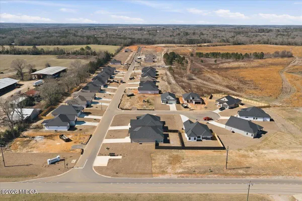 $294,400 | 212 Eric Court, Byron, GA 31008
