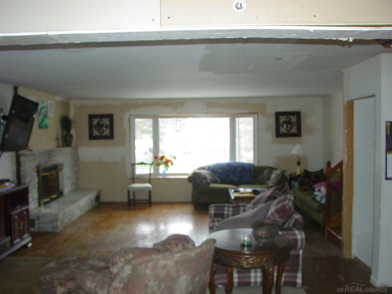 5967 Dryden Road Dryden, MI 48428 - Photo 5 of 40 31322580-4.JPG