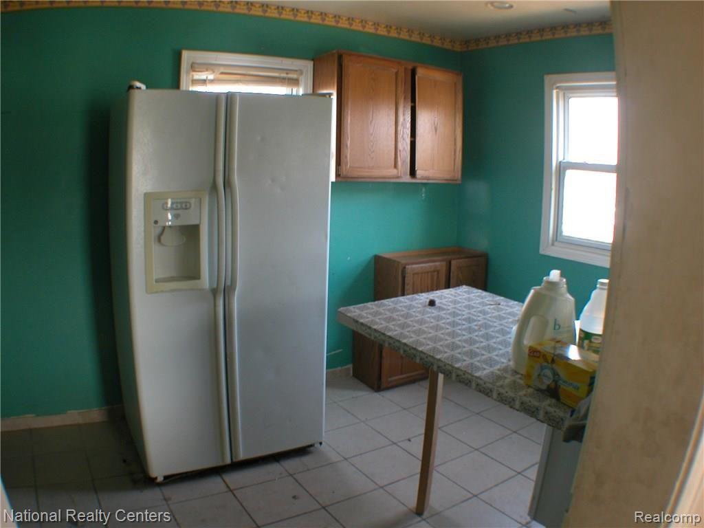 25510 Graham Road Redford, MI 48239 - Photo 13 of 28