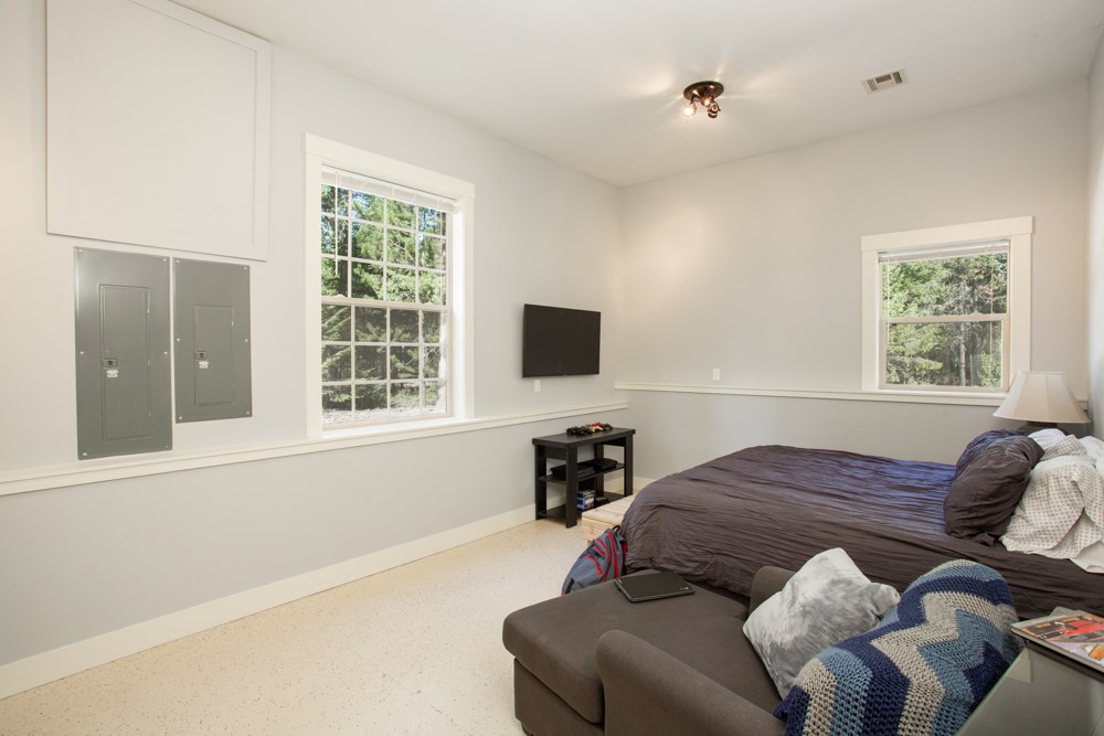 40804 North Division Road Deer Park, WA 99006 - Photo 24 of 37 Gallery Image 24