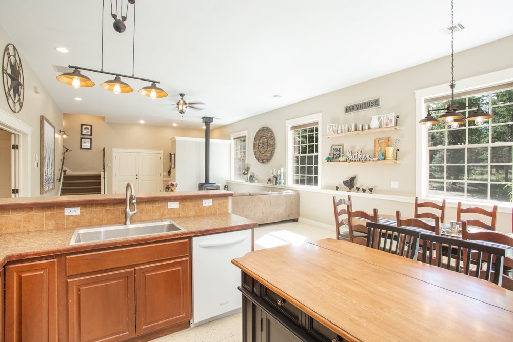 40804 North Division Road Deer Park, WA 99006 - Photo 10 of 37 Gallery Image 10