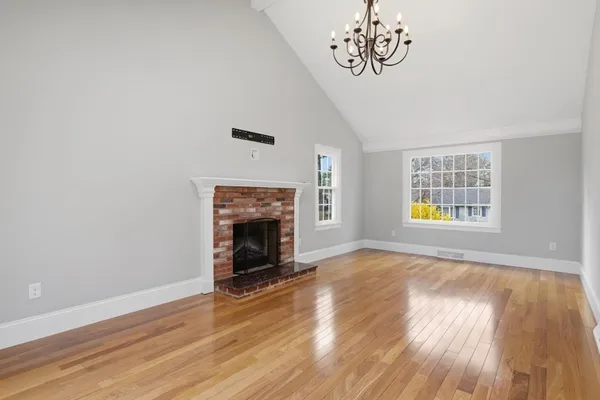 $899,900 | 86 Alton Street, Walpole, MA 02081