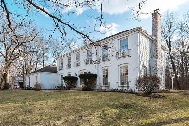 670 Rockefeller Road Lake Forest, IL 60045 - Photo 2 of 37