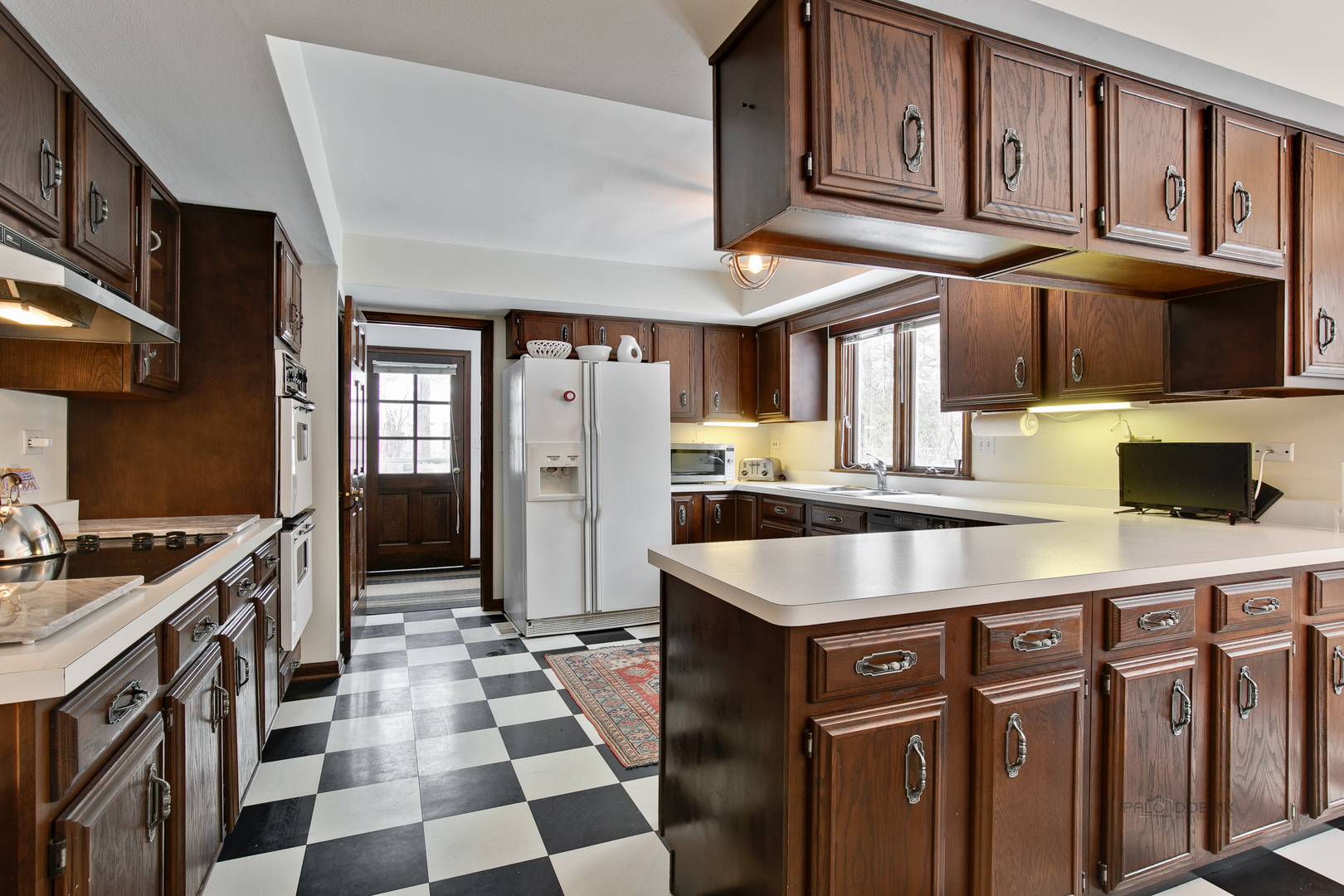 670 Rockefeller Road Lake Forest, IL 60045 - Photo 19 of 37