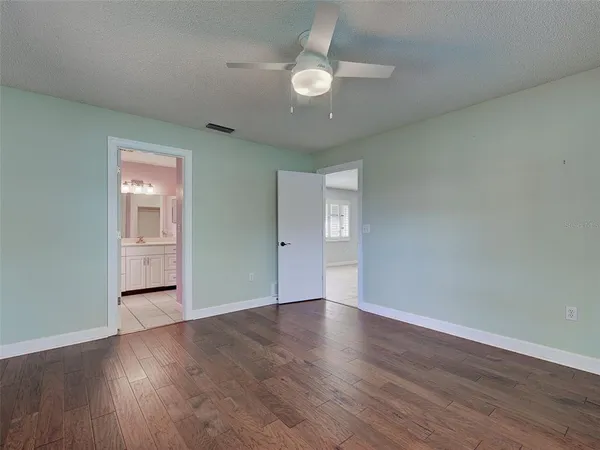 $439,000 | 1337 Whispering Lane, Venice, FL 34285