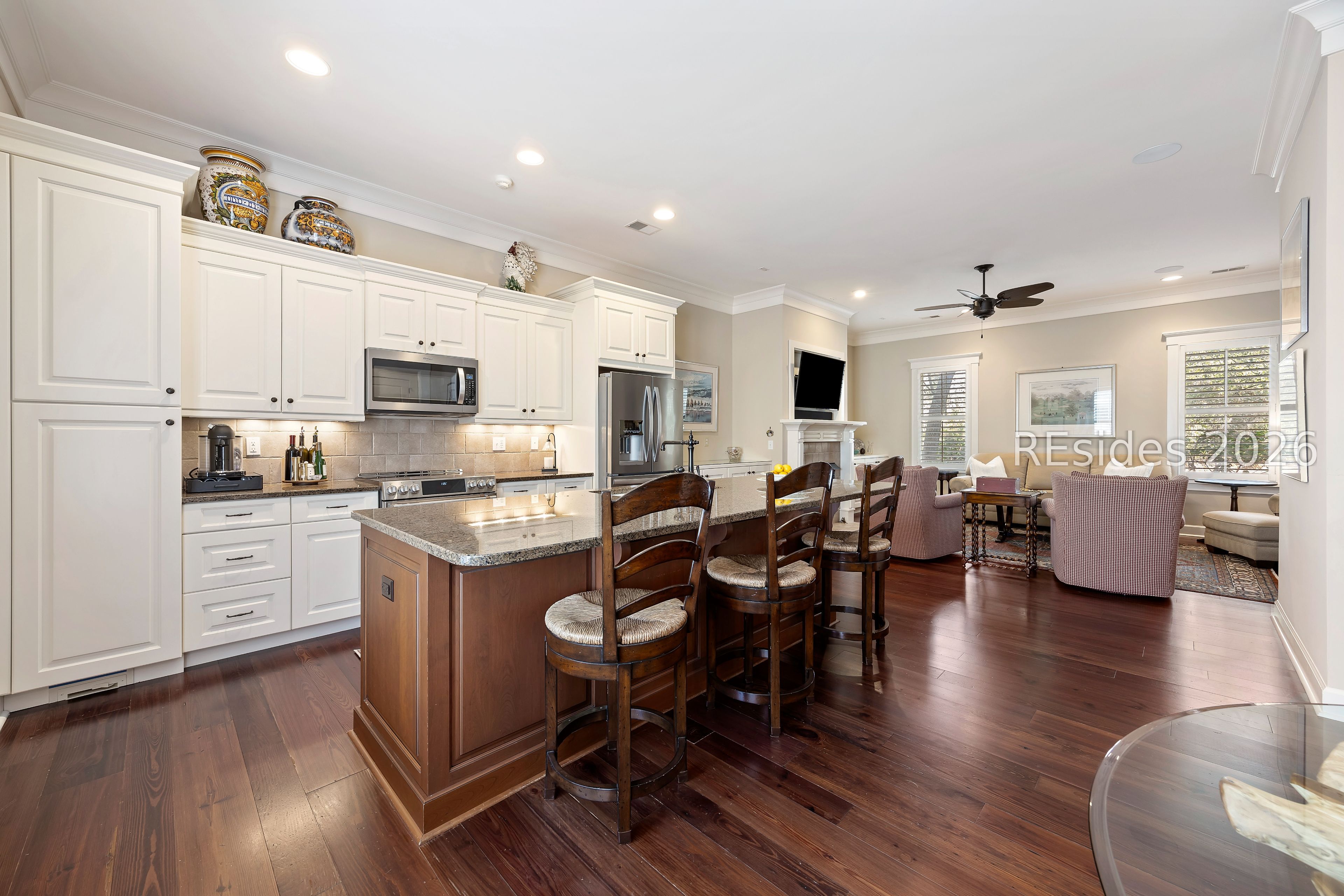 27 Tabby Shell Road Bluffton, SC 29910 - Photo 3 of 40