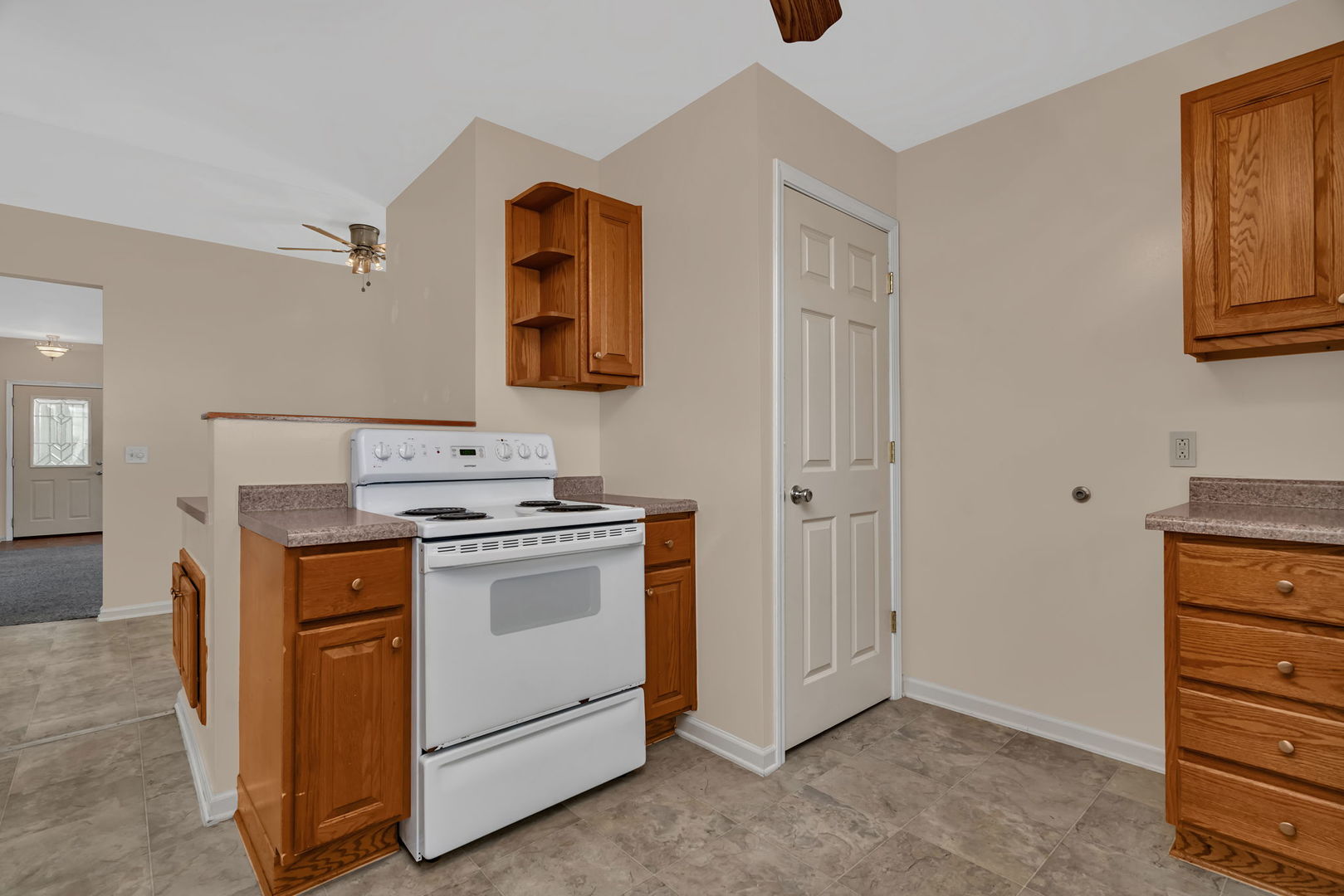 212 East Chippewa Street Dwight, IL 60420 - Photo 17 of 32 a view of a livingroom with storage and utility