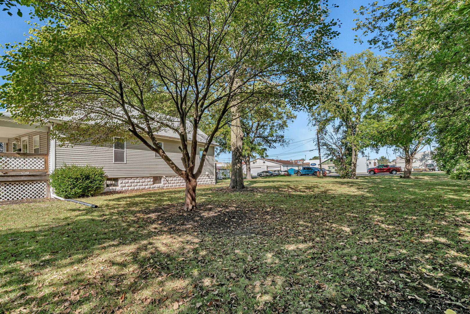 212 East Chippewa Street Dwight, IL 60420 - Photo 22 of 32 a view of a house with a yard