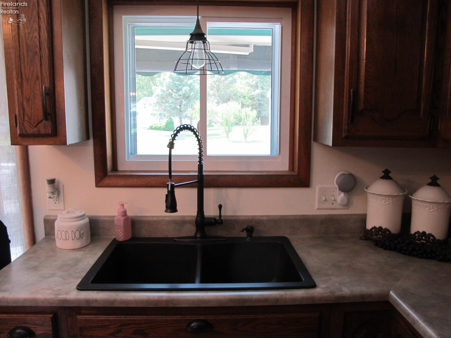 1650 Morrison Road Fremont, OH 43420 - Photo 6 of 39 Gallery Image 6