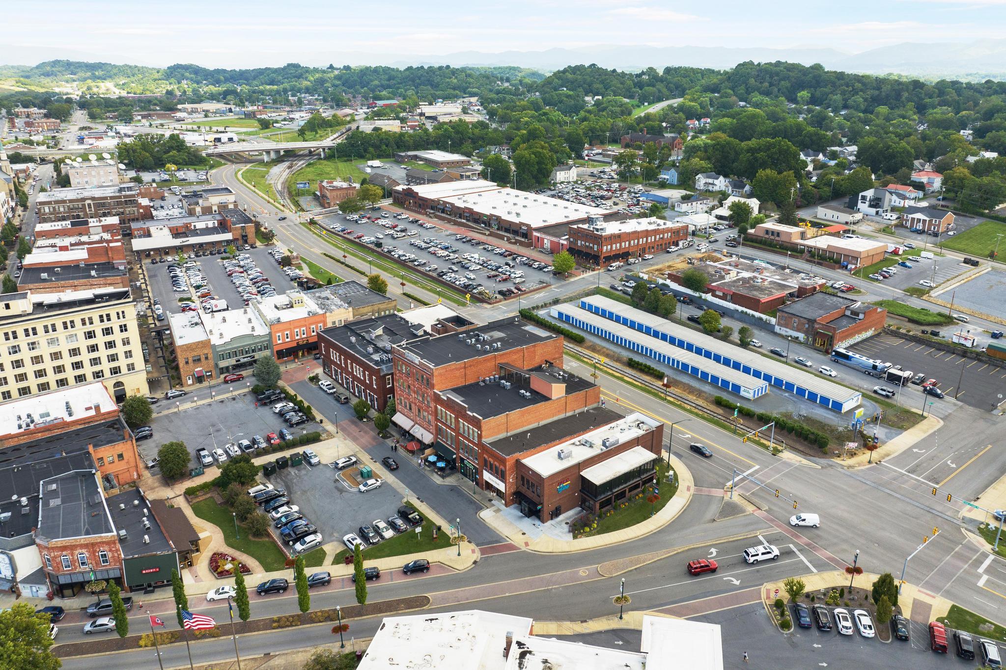 116 Tipton Street, Unit 212 Johnson City, TN 37604 - Photo 20 of 21 DJI_0212 (1)