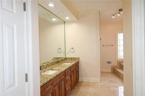 $719,900 | 1402 Bromley Drive, Snellville, GA 30078