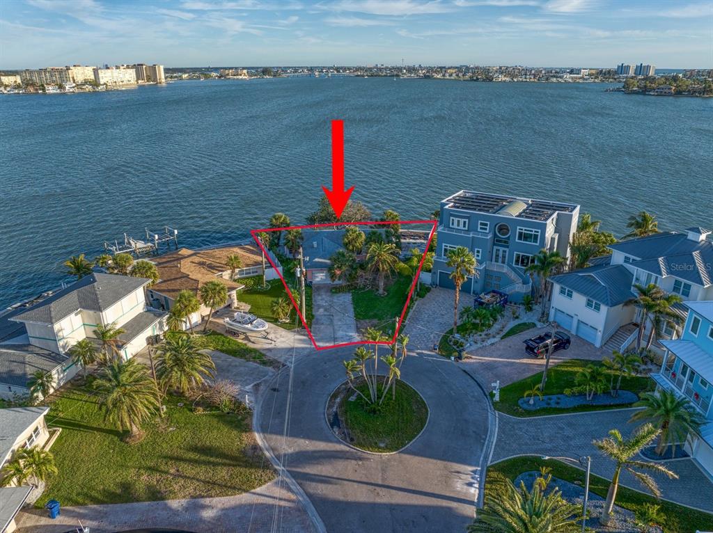 16002 5th Street East Redington Beach, FL 33708 - Photo 13 of 49 Gallery Image 13