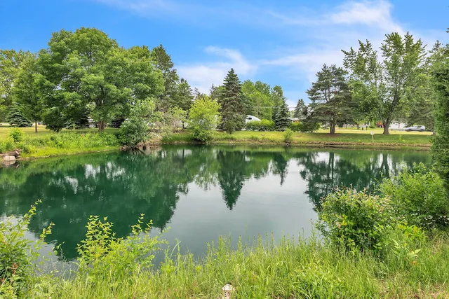 $210,000 | 5740 Cambridge Lane, Unit 1, Mount Pleasant, WI 53406