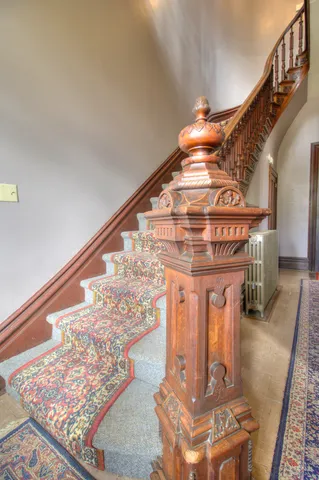 a view of entryway with a front door