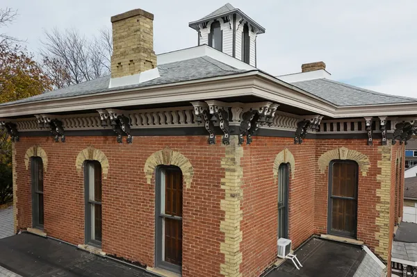 $440,000 | 402 West Lincoln Way, Morrison, IL 61270