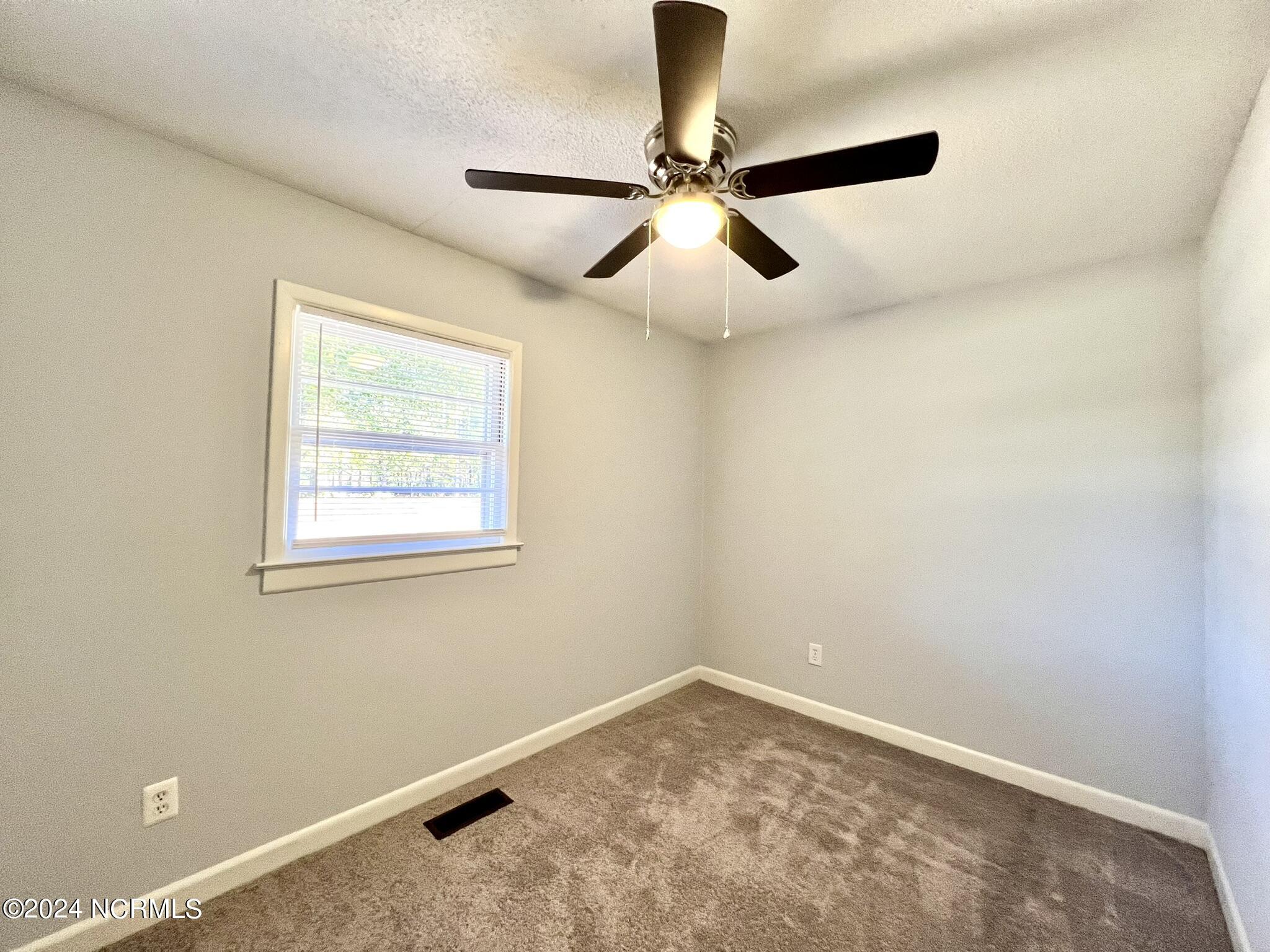 331 Forest Park Road Wilmington, NC 28409 - Photo 9 of 17