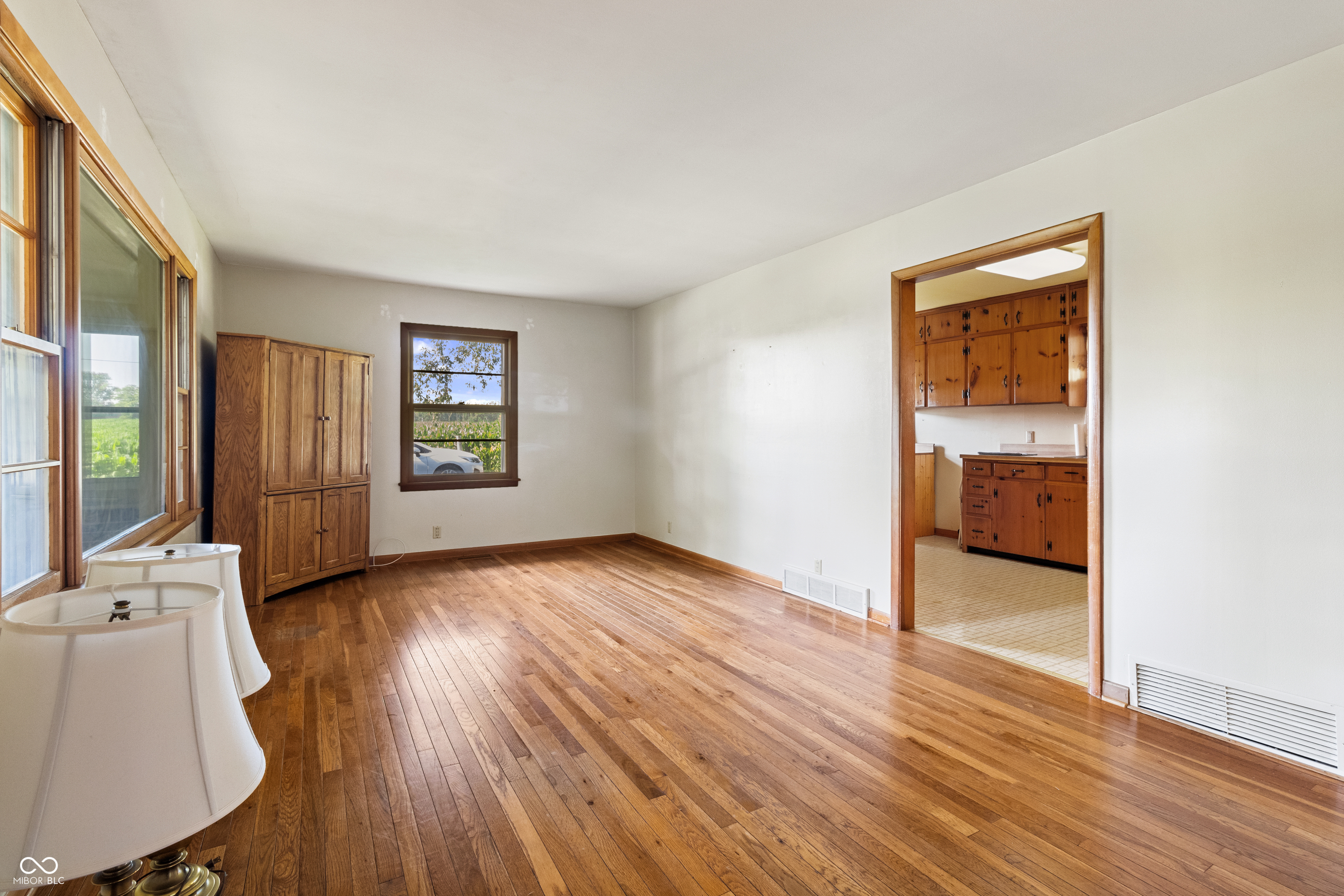 8950 Baker Road Indianapolis, IN 46259 - Photo 11 of 42