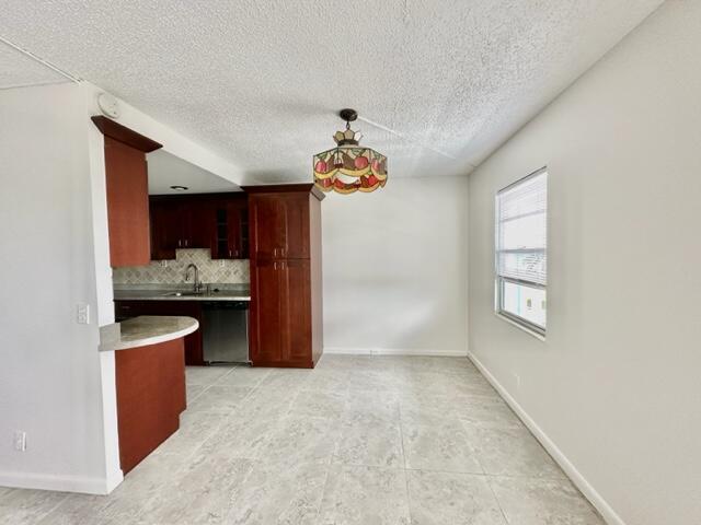 4067 Exeter Boca Raton, FL 33434 - Photo 4 of 38 Dining Area