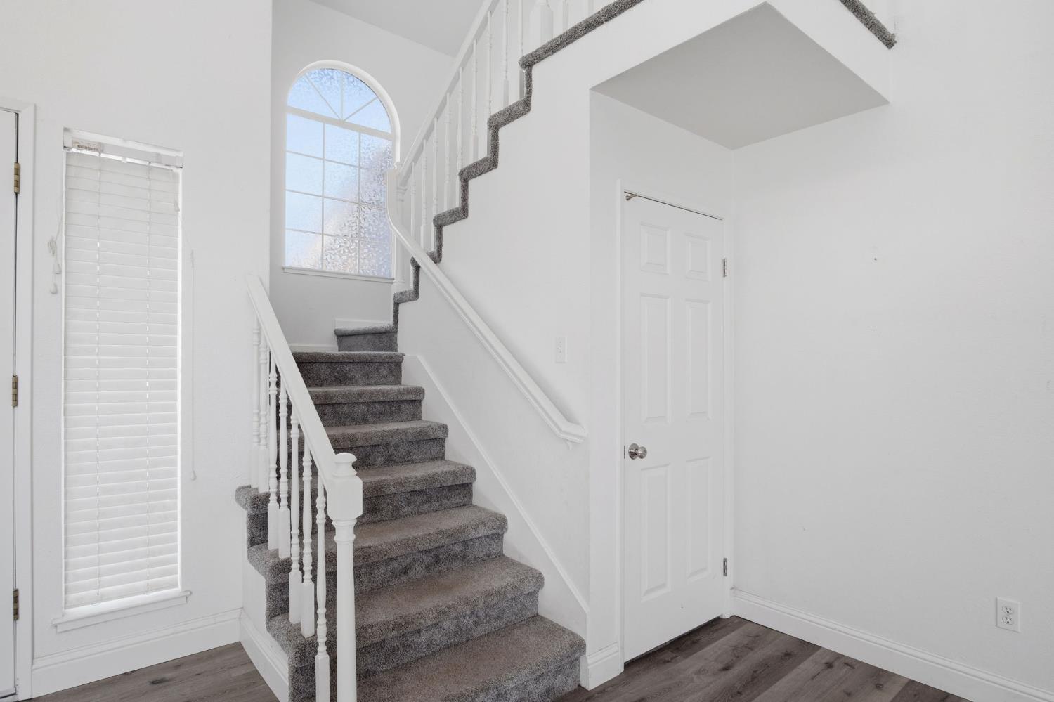 3816 Wichita Way Modesto, CA 95357 - Photo 6 of 26