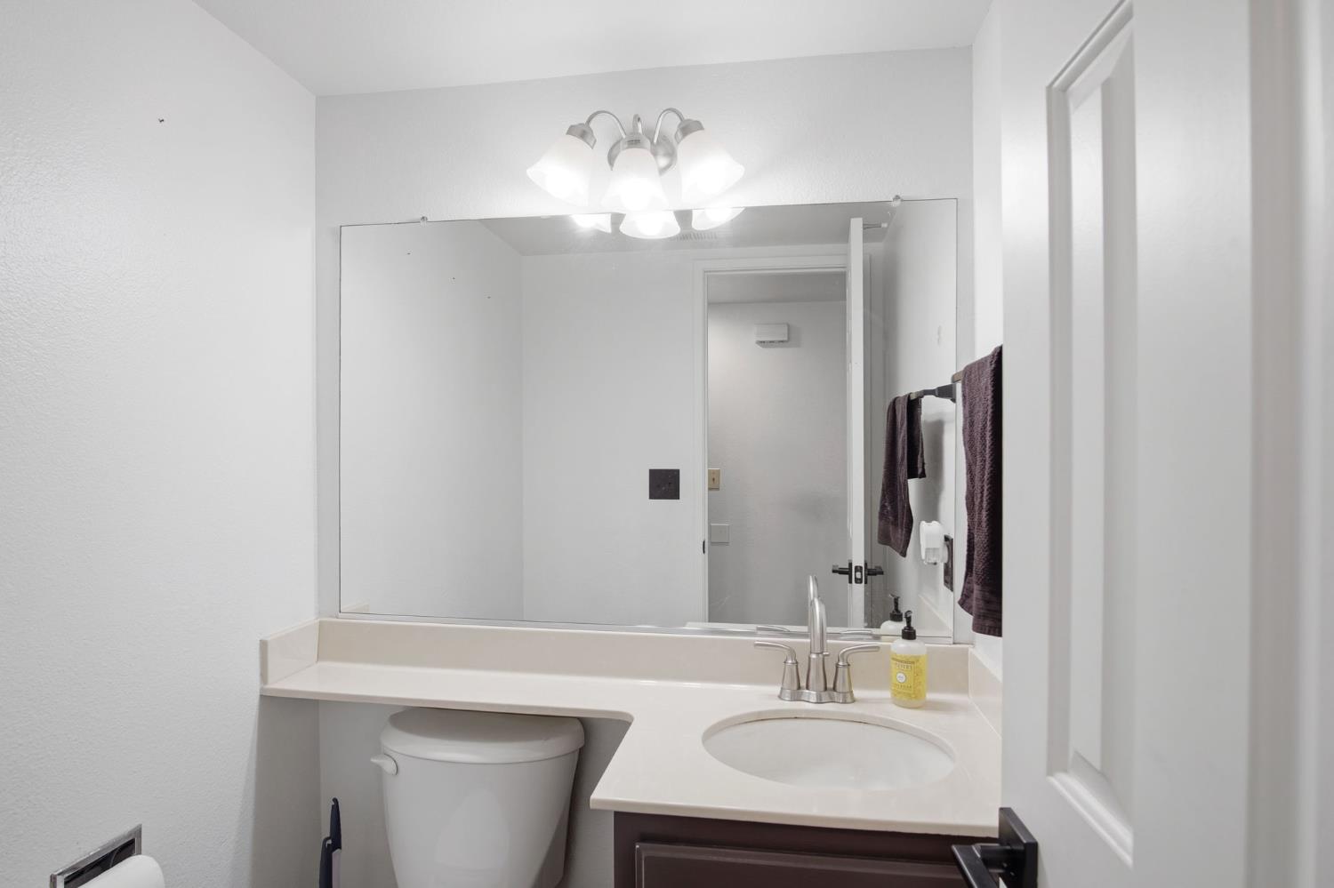 3816 Wichita Way Modesto, CA 95357 - Photo 9 of 26