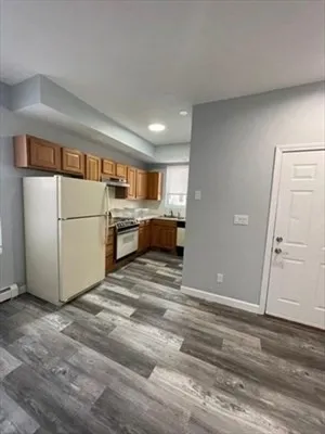 $2,900 | 25 Brimblecom Street, Unit 1, Lynn, MA 01902