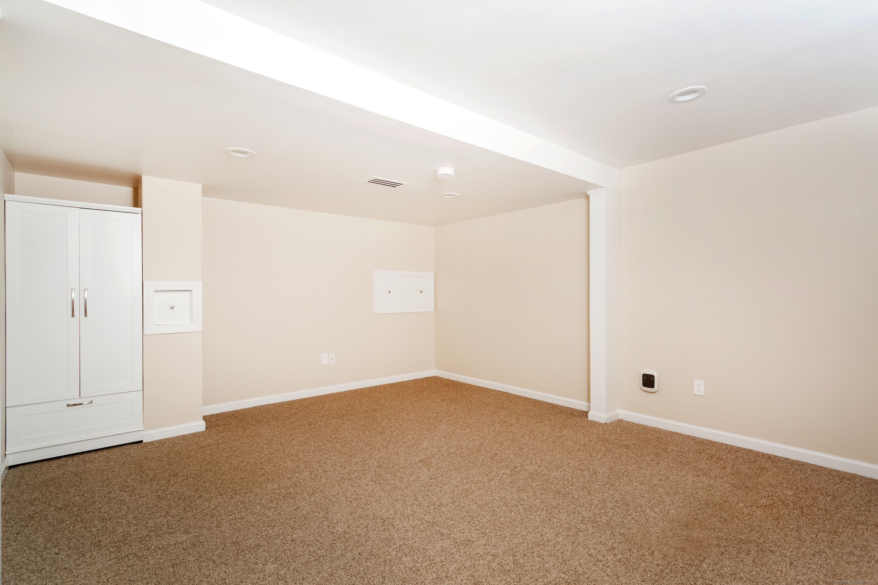 4 Pond View Drive, Unit 4 Brookfield, CT 06804 - Photo 7 of 38 a view of an empty room