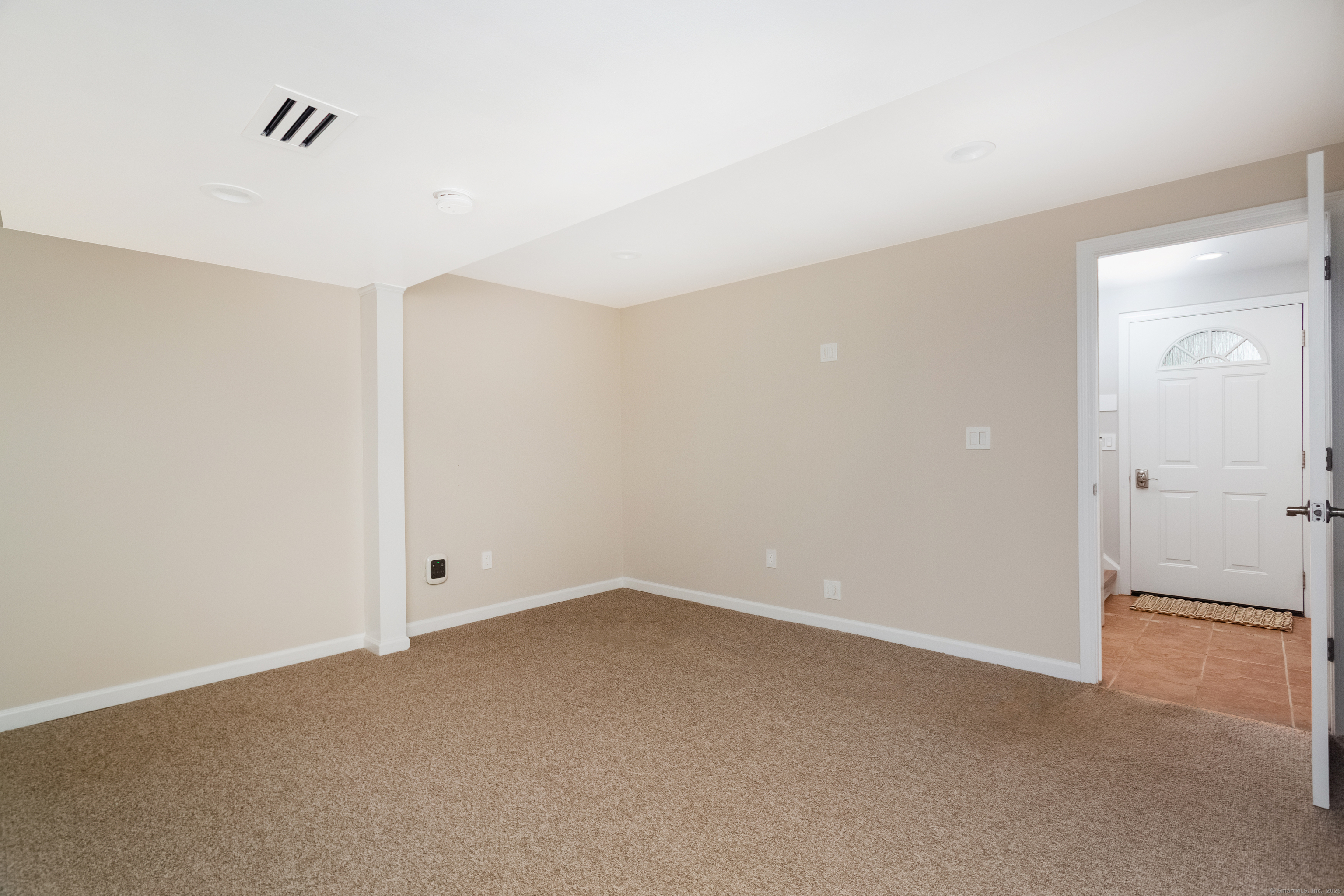 4 Pond View Drive, Unit 4 Brookfield, CT 06804 - Photo 8 of 38 a view of an empty room