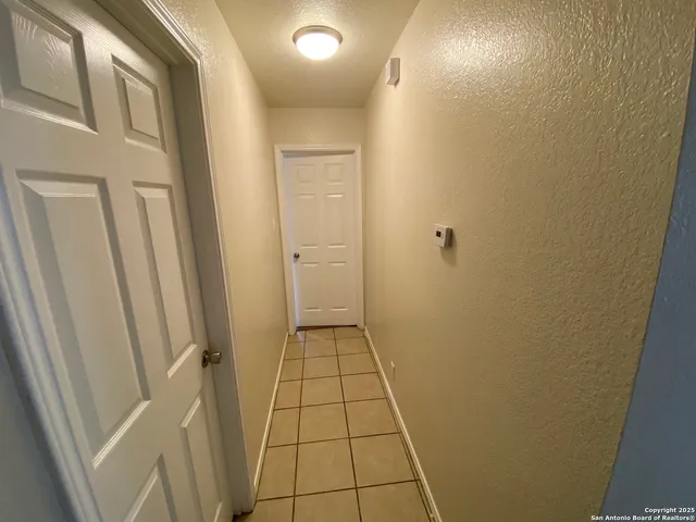 $1,500 | 10614 Shaenmeadow, San Antonio, TX 78254