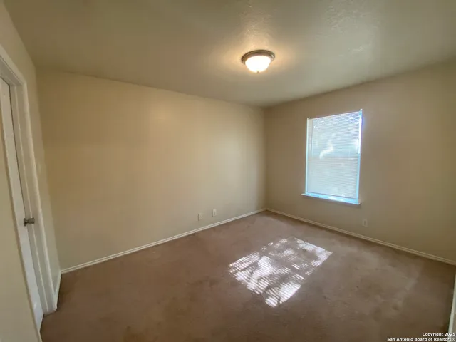 $1,500 | 10614 Shaenmeadow, San Antonio, TX 78254