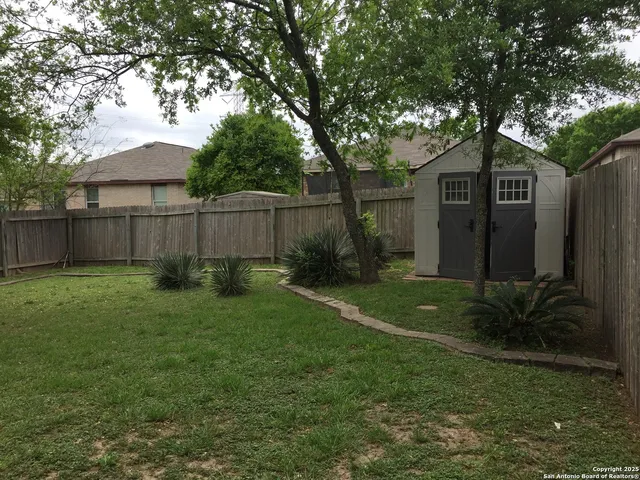 $1,500 | 10614 Shaenmeadow, San Antonio, TX 78254