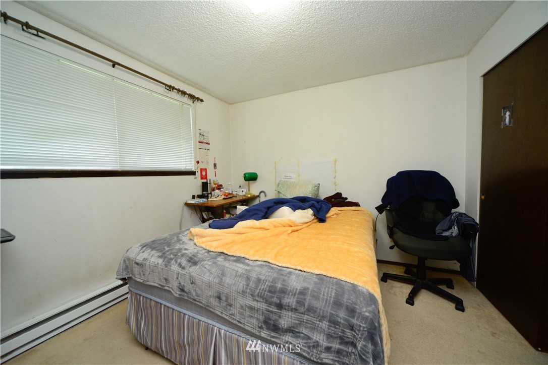 824 Dundee Road Northwest Olympia, WA 98502 - Photo 11 of 15 Gallery Image 11