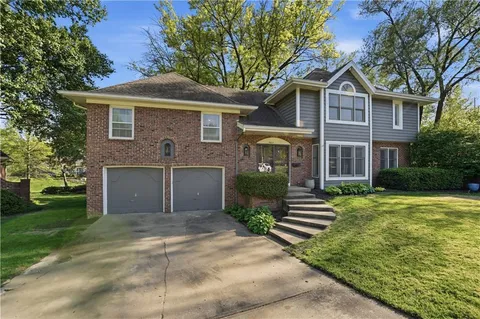 $729,000 | 5475 West 85th Terrace, Prairie Village, KS 66207