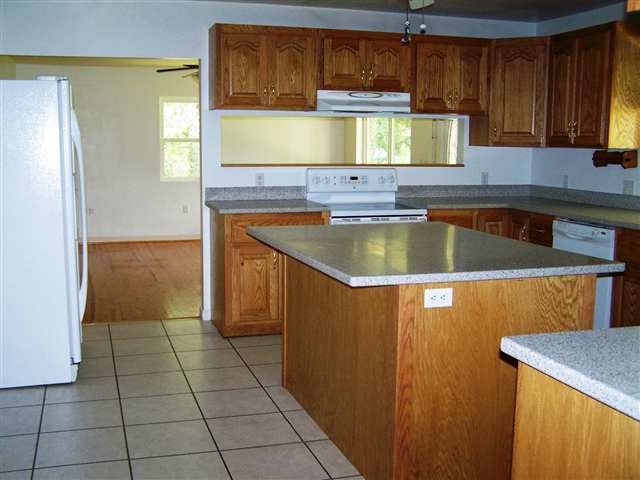 3400 Dixon Road Anderson, SC 29625 - Photo 5 of 16 Gallery Image 5