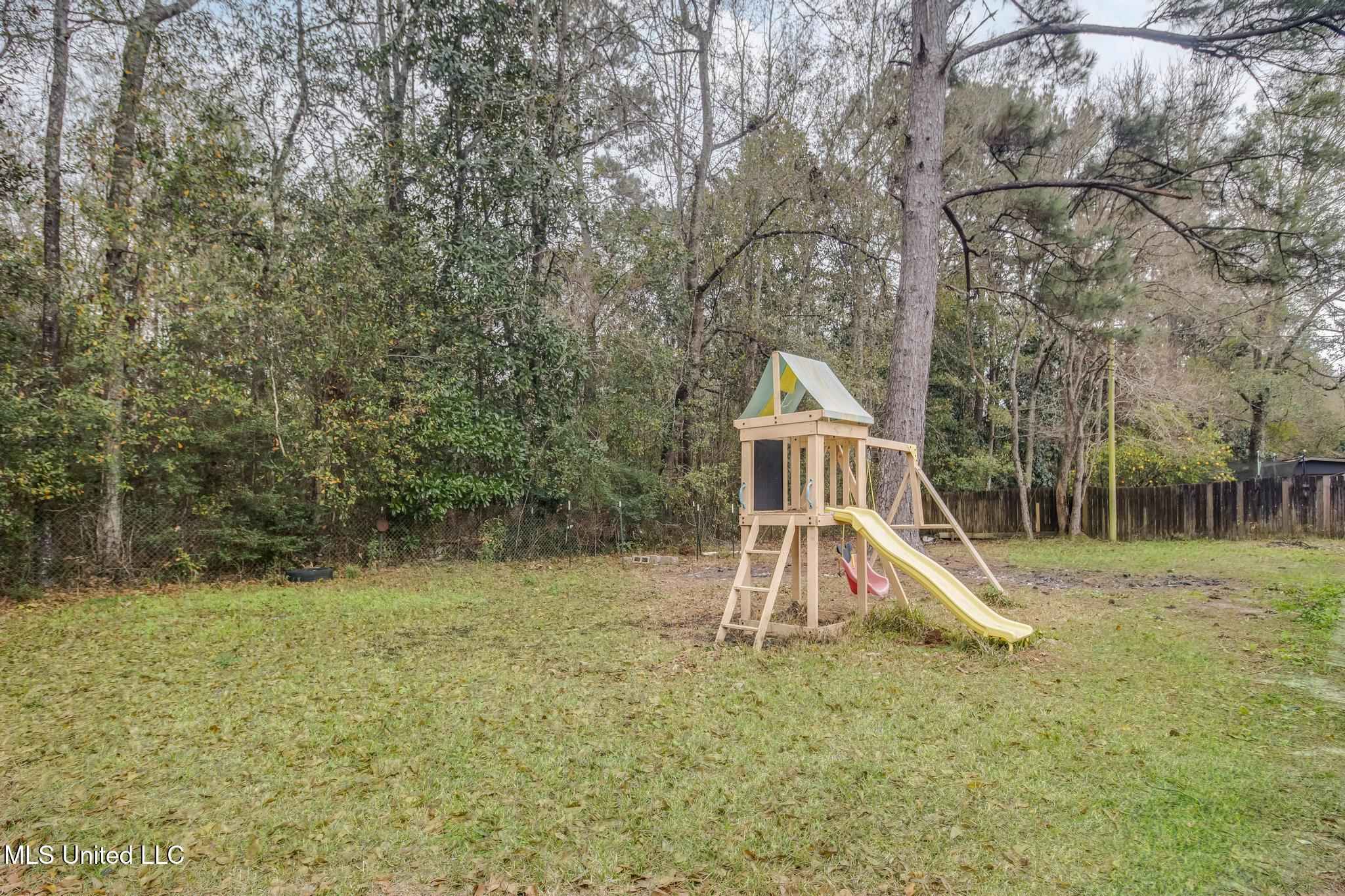 10428 Riverbend Circle Moss Point, MS 39562 - Photo 17 of 19 IMG_5021