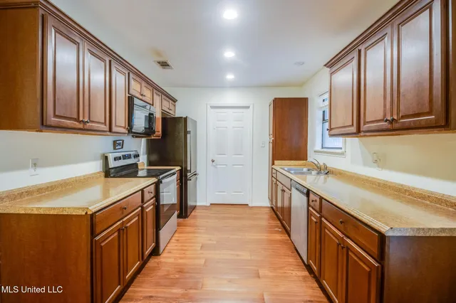 $155,000 | 10428 Riverbend Circle, Moss Point, MS 39562