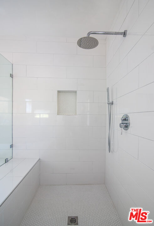 11144 Valley Spring Place Studio City, CA 91602 - Photo 18 of 36