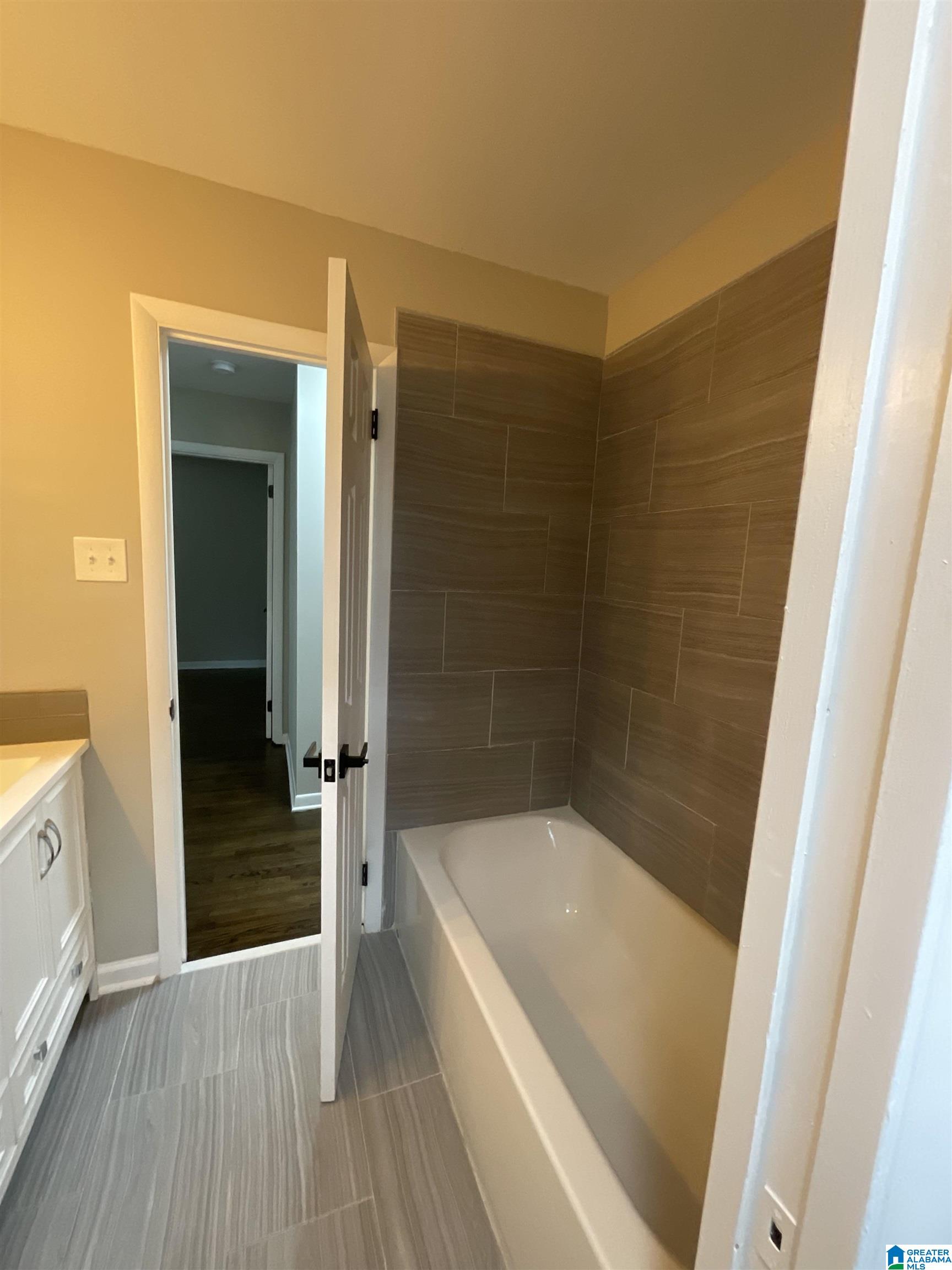 3021 Wenonah Park Road Southwest Birmingham, AL 35211 - Photo 12 of 23