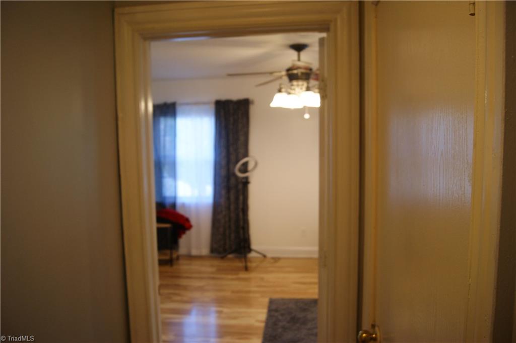 5703 Bramblegate Road Greensboro, NC 27409 - Photo 5 of 22