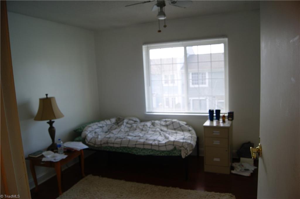 5703 Bramblegate Road Greensboro, NC 27409 - Photo 8 of 22