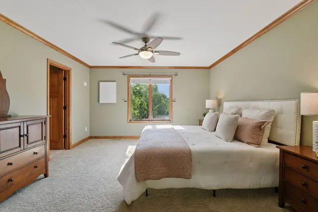 $925,000 | 1646 Isabella Parkway, Chaska, MN 55318