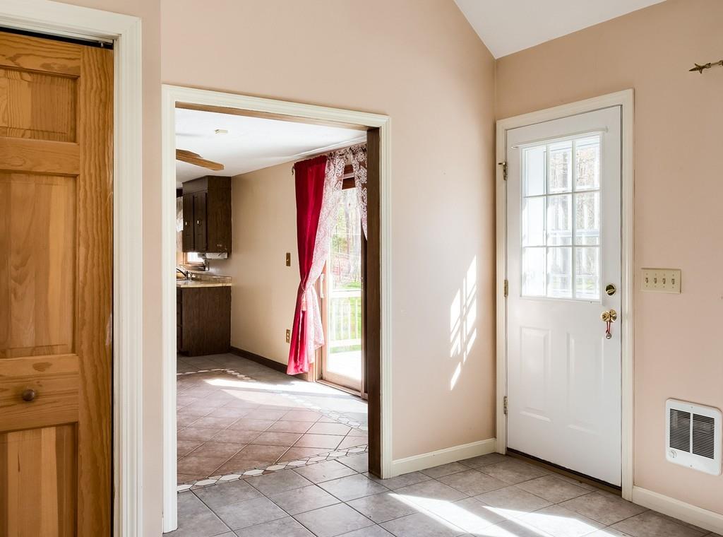 176 Barre Paxton Road Rutland, MA 01543 - Photo 5 of 41