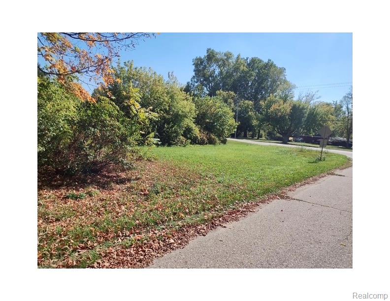 -lapeer Rd B Lapeer Road Burton, MI 48509 - Photo 3 of 3